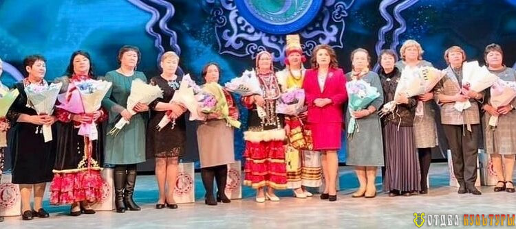 В Уфе наградили победителей VII всероссийского конкурса «Женщина — мать нации»