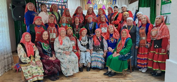 В сельском клубе д. Галиахмерово прошел творческий конкурс «Таҫтамал байрамы» — «Праздник полотенца»